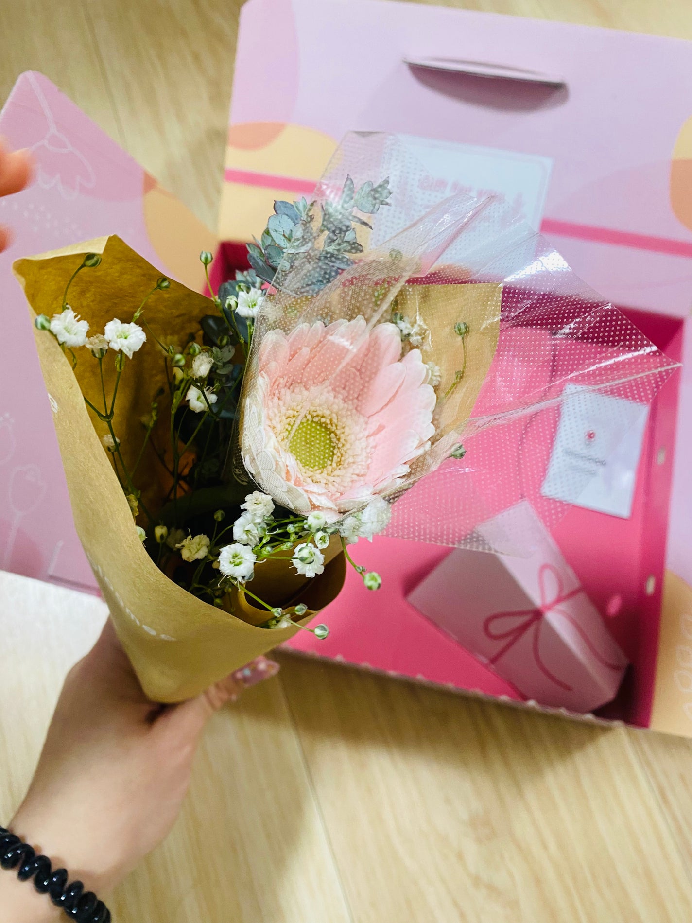 ちろこ on LIPS 「ブルーミー様か花付き春占いギフトをいただきました~💐💖 今回い..」(2枚目)