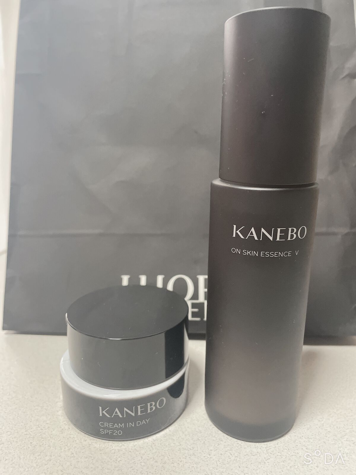 クリーム　イン　デイ/KANEBO/フェイスクリームを使ったクチコミ（1枚目）