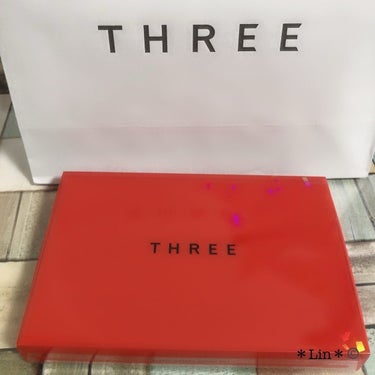 THREE アンジェリックメタリックパレットのクチコミ「過去の #コスメ購入品

#threecosmetics 
#threeアンジェリックメタリ.....」（3枚目）