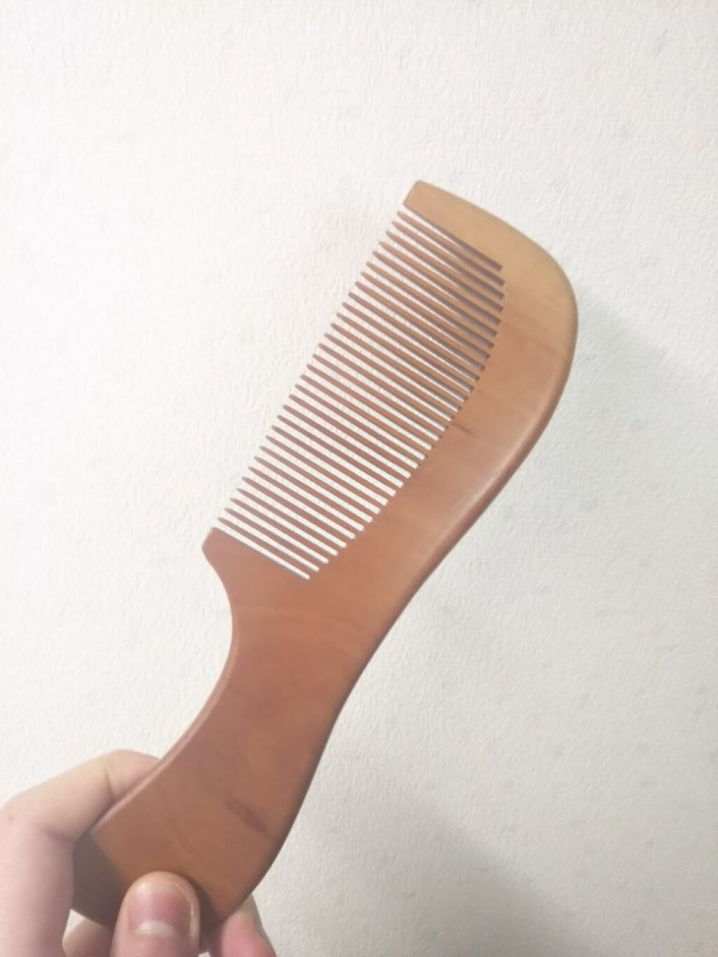 桃の木くし 幅広/DAISO/ヘアコームを使ったクチコミ（2枚目）