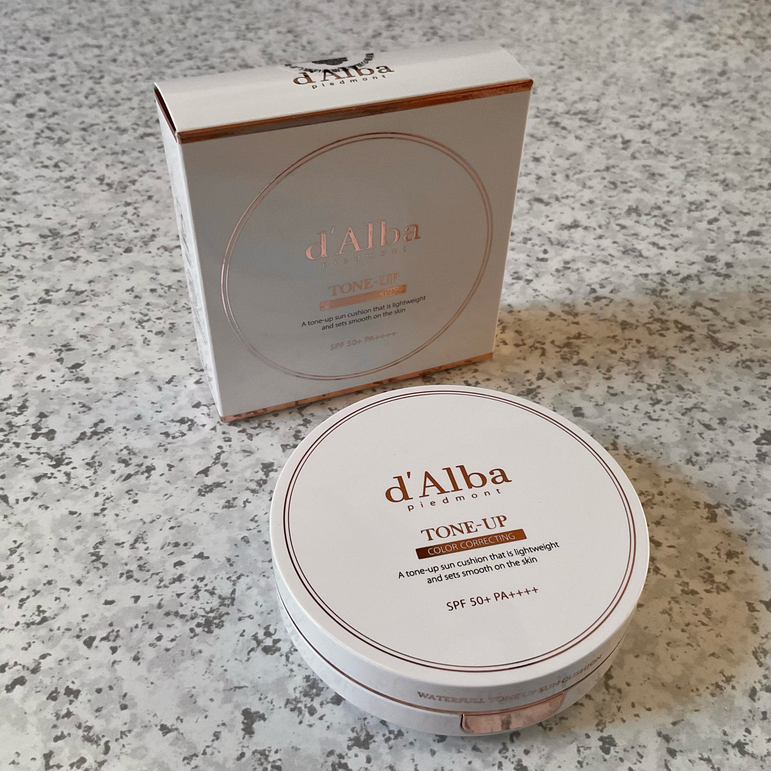 ウォータフルトーンアップサンクッション/ダルバ/化粧下地を使ったクチコミ（1枚目）