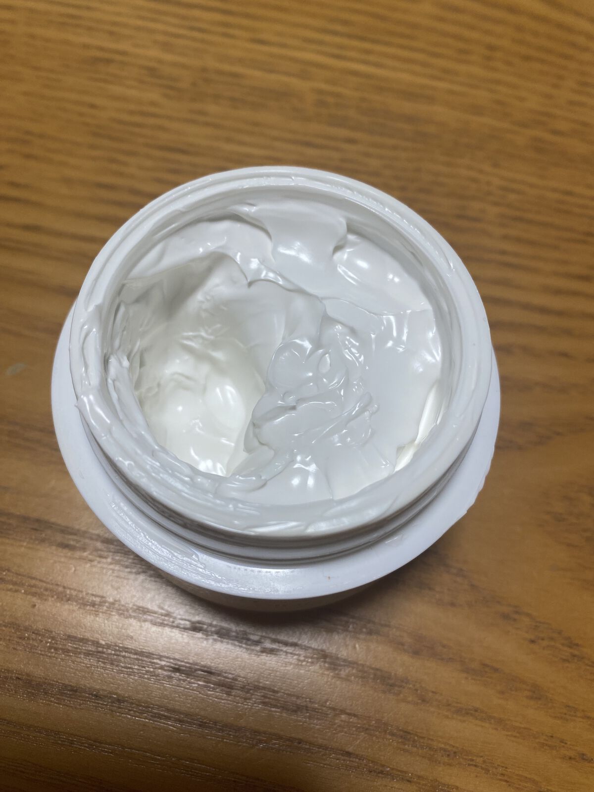 WHITE WHIPPING CREAM(ウユクリーム)/G9SKIN/化粧下地を使ったクチコミ（2枚目）