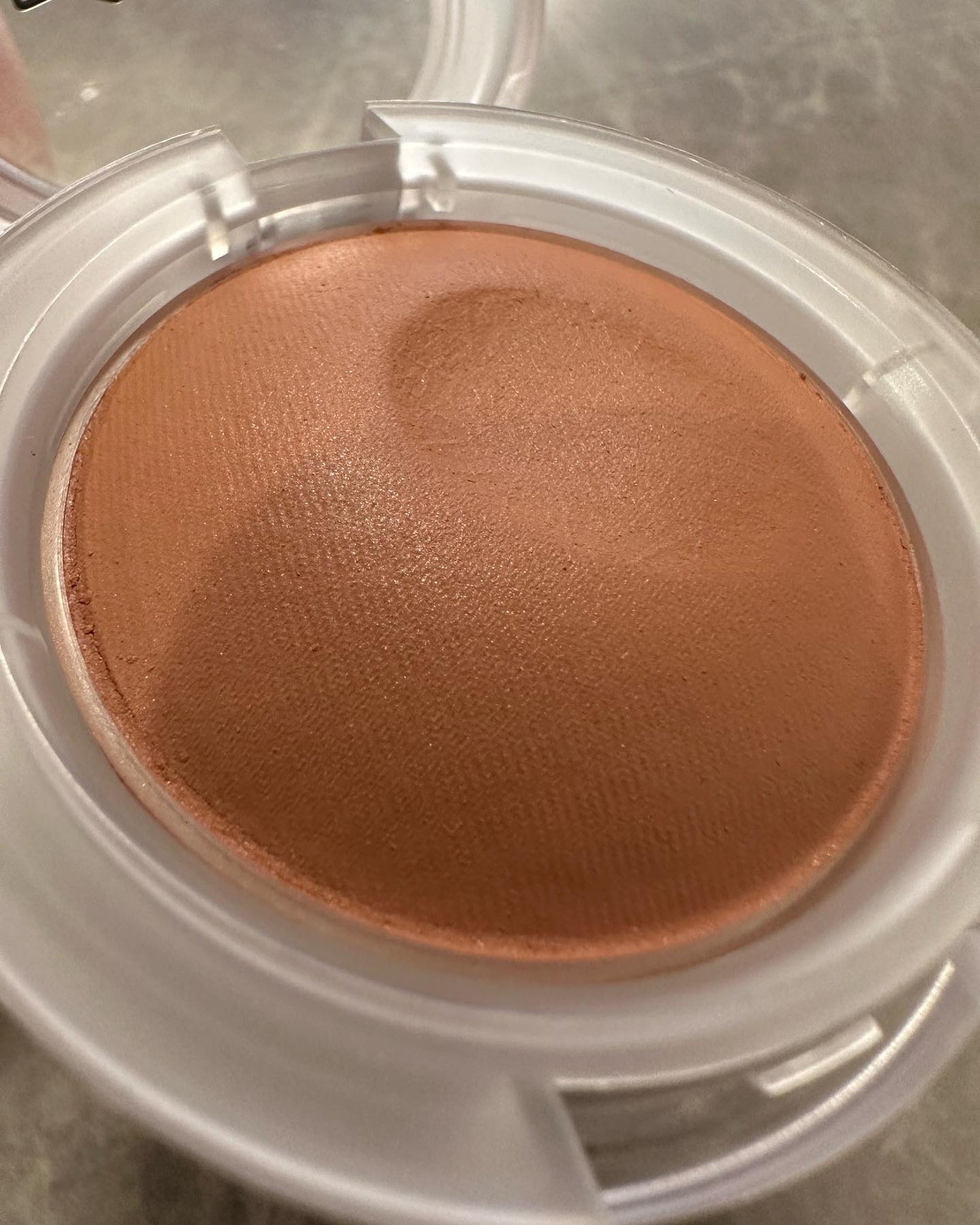 グロープレイ クッショニー ブラッシュ/M・A・C/ジェル・クリームチークを使ったクチコミ(9枚目)