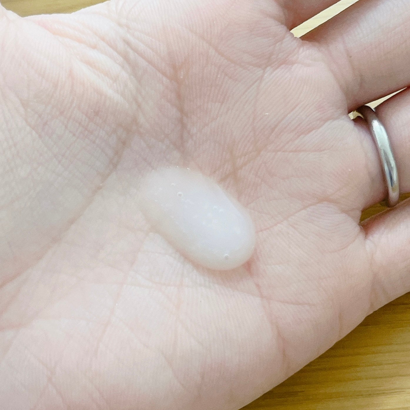 1stエクソソーム VCセラム/GLOW@DAWN/美容液を使ったクチコミ(3枚目)