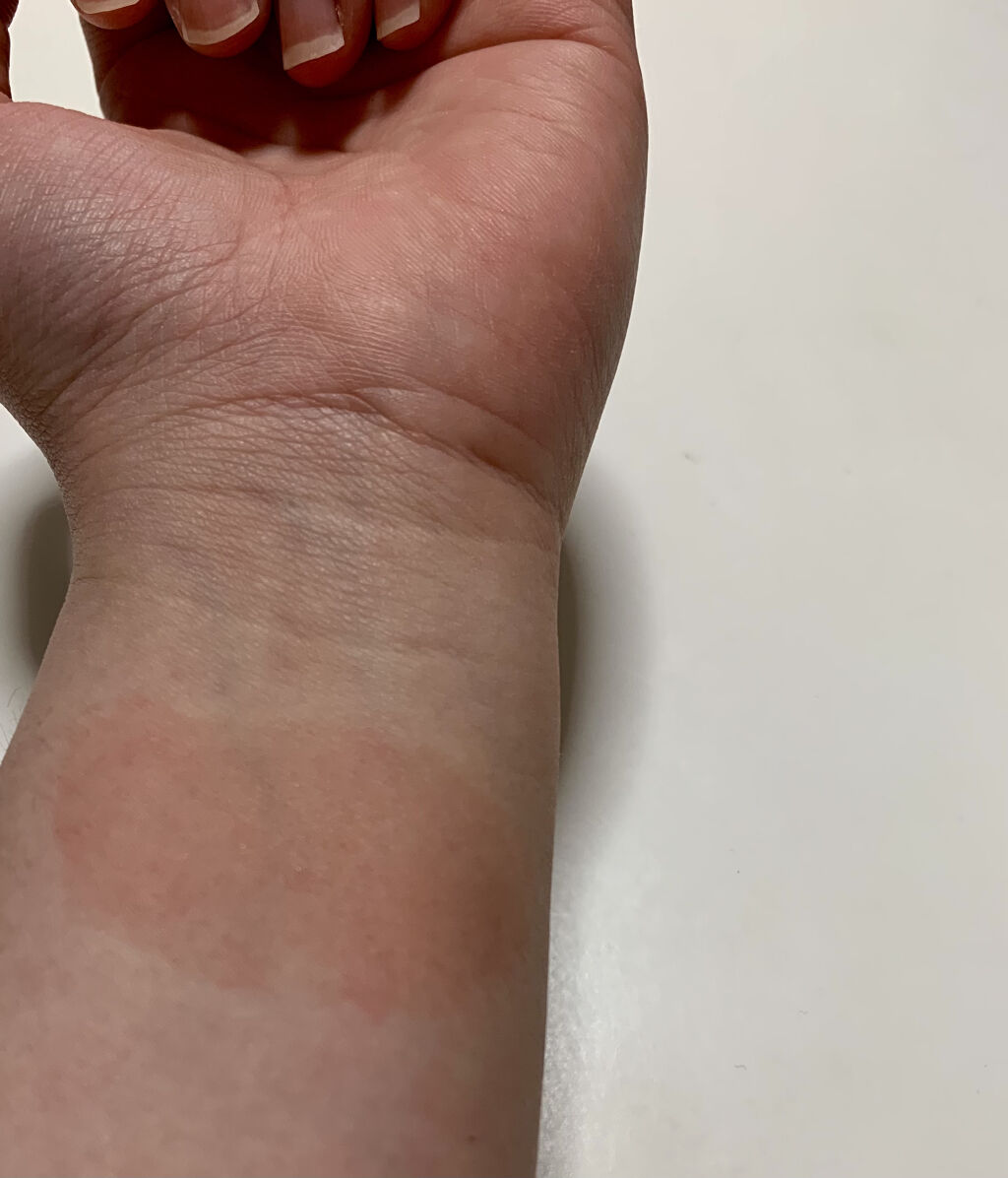 チーク ティント ＜ウォータリーチーク＞/ADDICTION/リキッドチークを使ったクチコミ（2枚目）