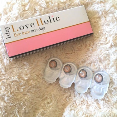 
№.9 LOVEHOLIC アイルーチェワンデー
         quarter

✩1箱10枚目入り
✩BC 8.9mm
✩DIA 14.5mm


BC8.9のカラコンです🤗💓
普段のコンタクト