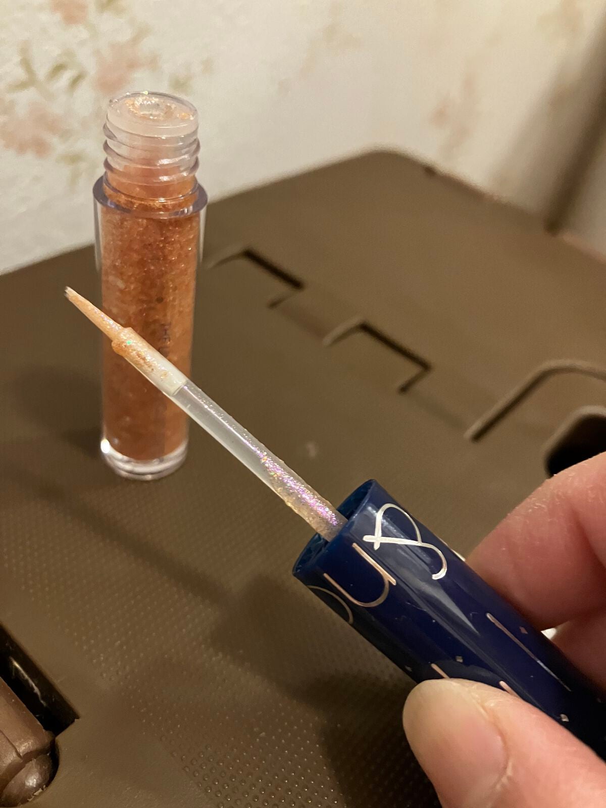 リキッド グリッター シャドウ/rom&nd/グリッターを使ったクチコミ(4枚目)