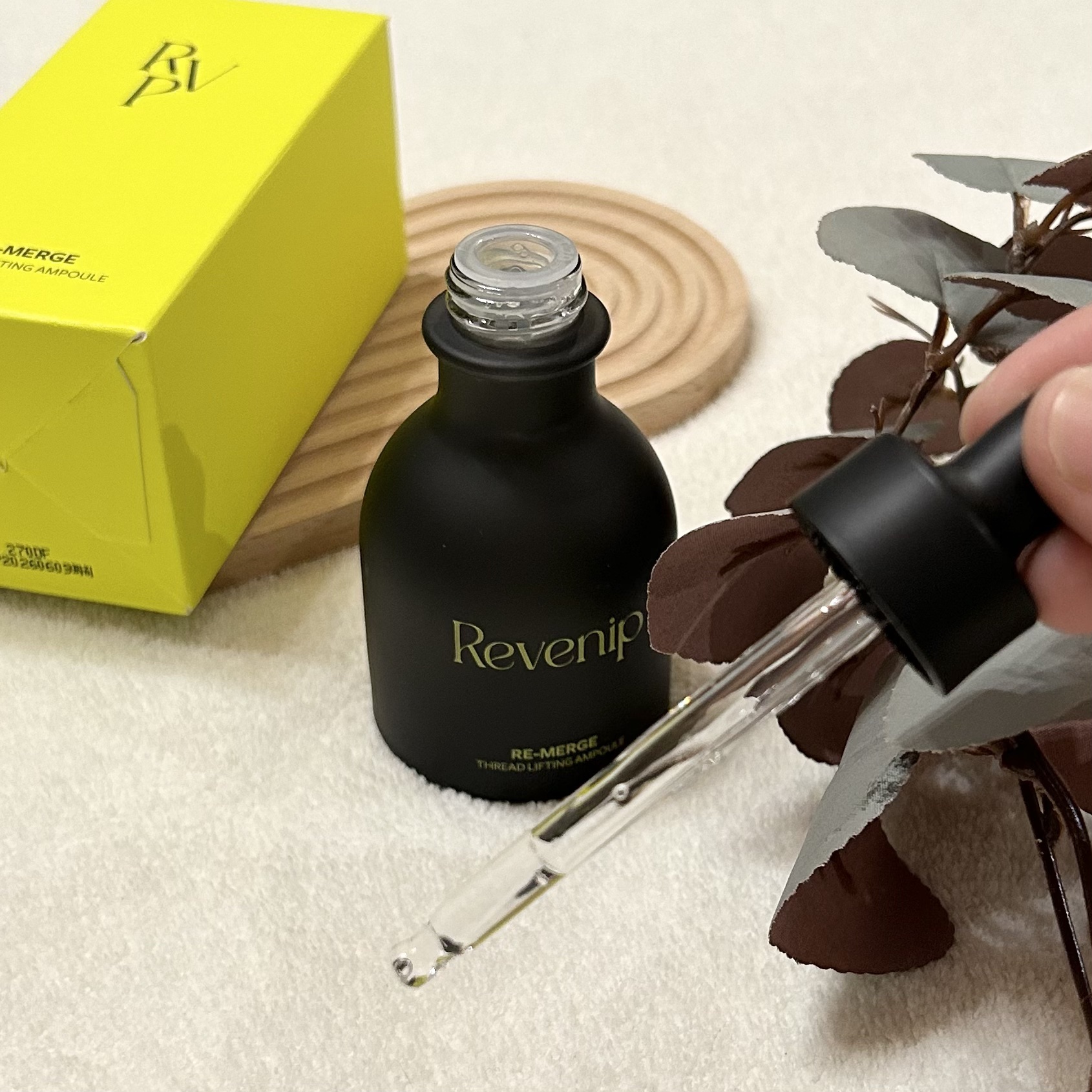 リマージ糸リフティングアンプル/REVENIP/美容液を使ったクチコミ（2枚目）