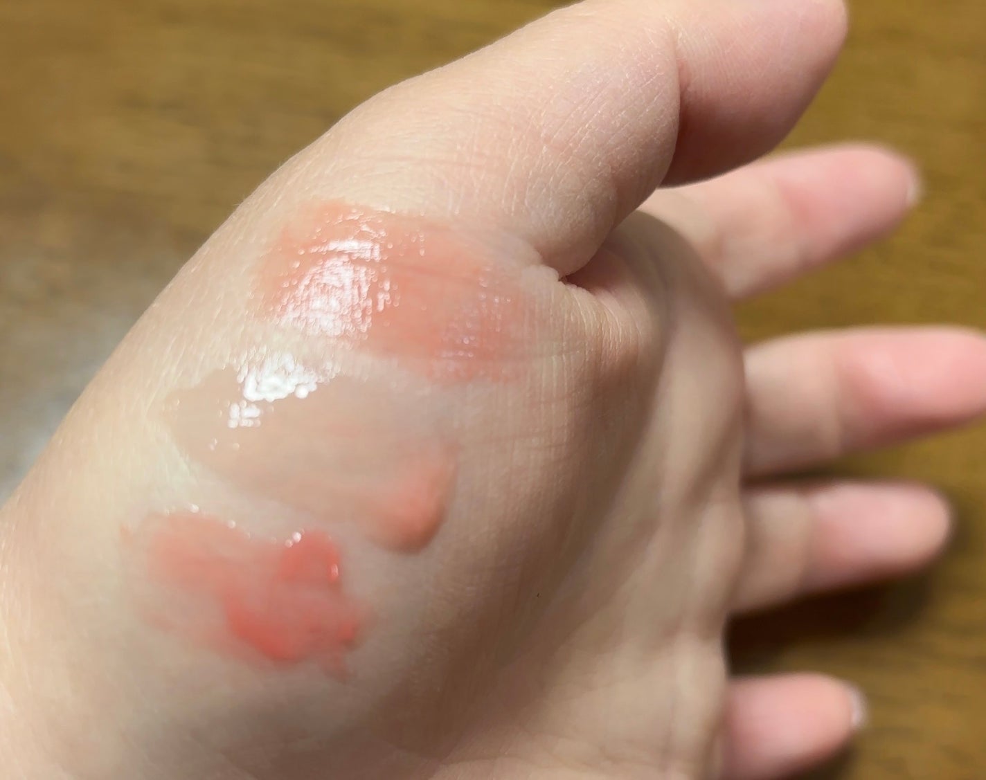 ハニーフルリップ R/カントリー&ストリーム/リップ美容液を使ったクチコミ(2枚目)