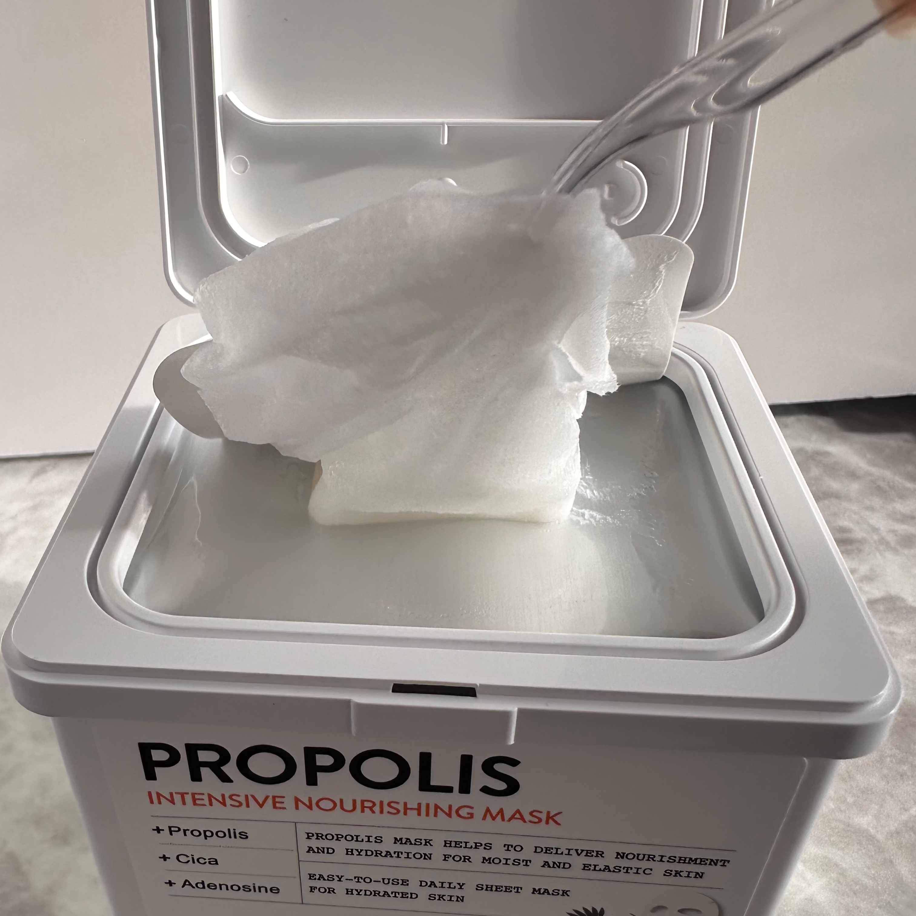 キューブマスク プロポリス/ネイチャーリパブリック/シートマスク・パックを使ったクチコミ（3枚目）