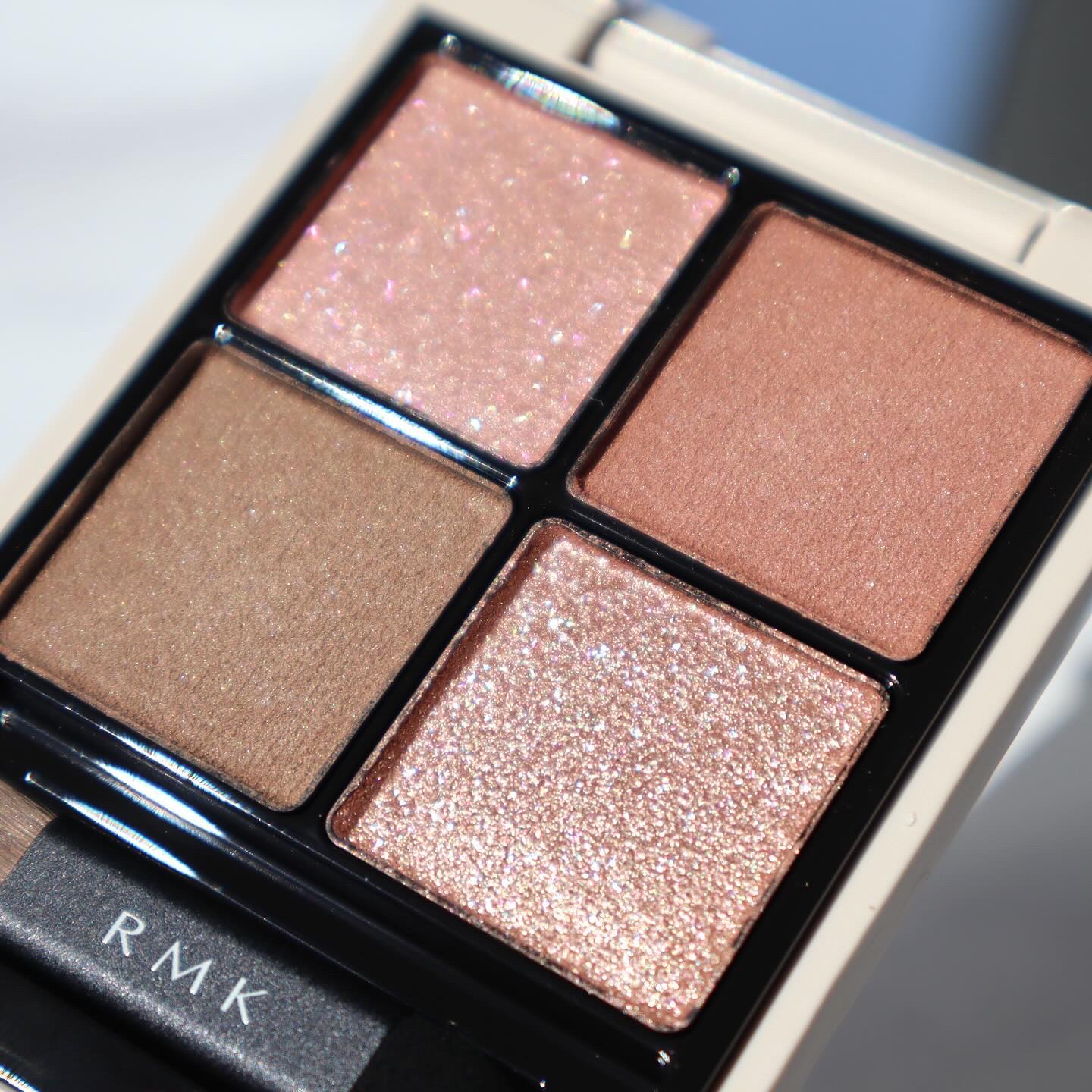 RMK シンクロマティックアイシャドウパレット　ex-07チャームアンドウィット RMK シンクロマティック アイシャドウパレット | RMK 公式サイト
