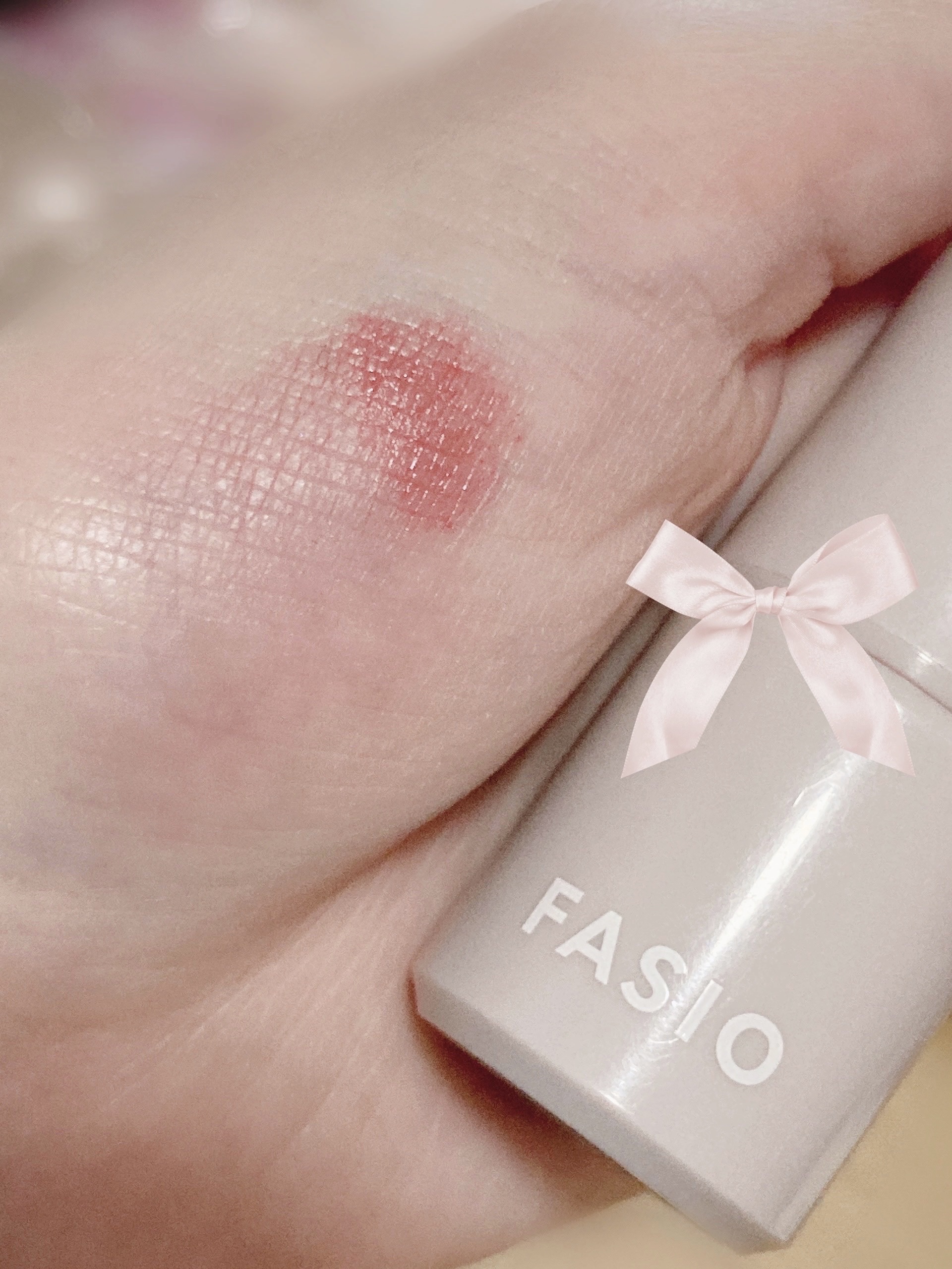 マルチフェイス スティック 12 Bitter Memories/FASIO/ジェル・クリームチークを使ったクチコミ（1枚目）