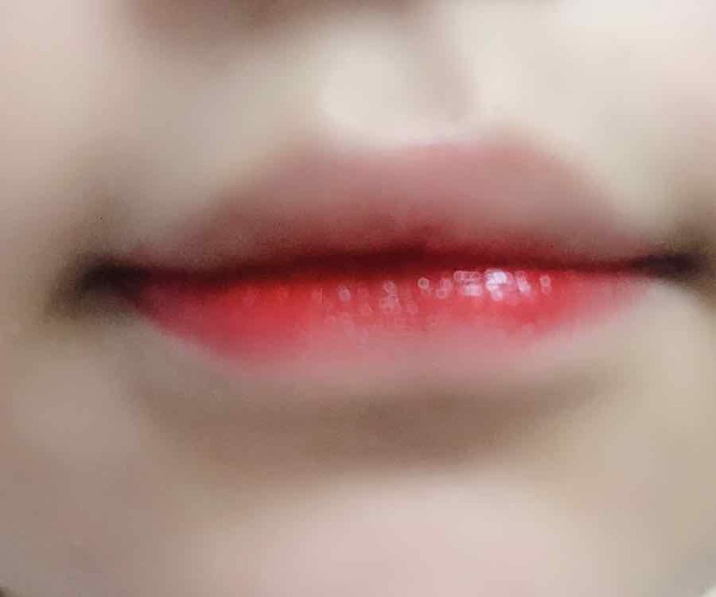 ディアダーリン ウォータージェルティント RD301(ストロベリー)/ETUDE/リップティントを使ったクチコミ（3枚目）