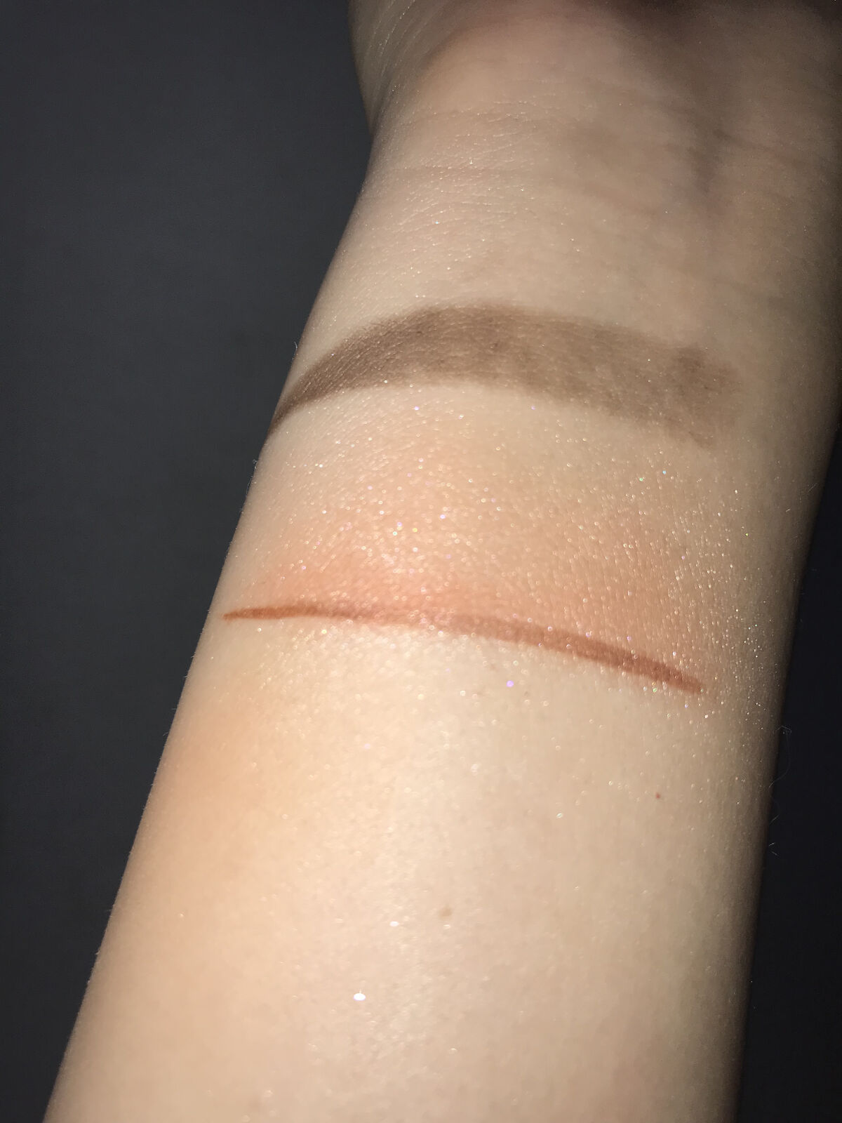 カラークイーン オイルシャドウ #17/ロレアル パリ/単色アイシャドウを使ったクチコミ（2枚目）