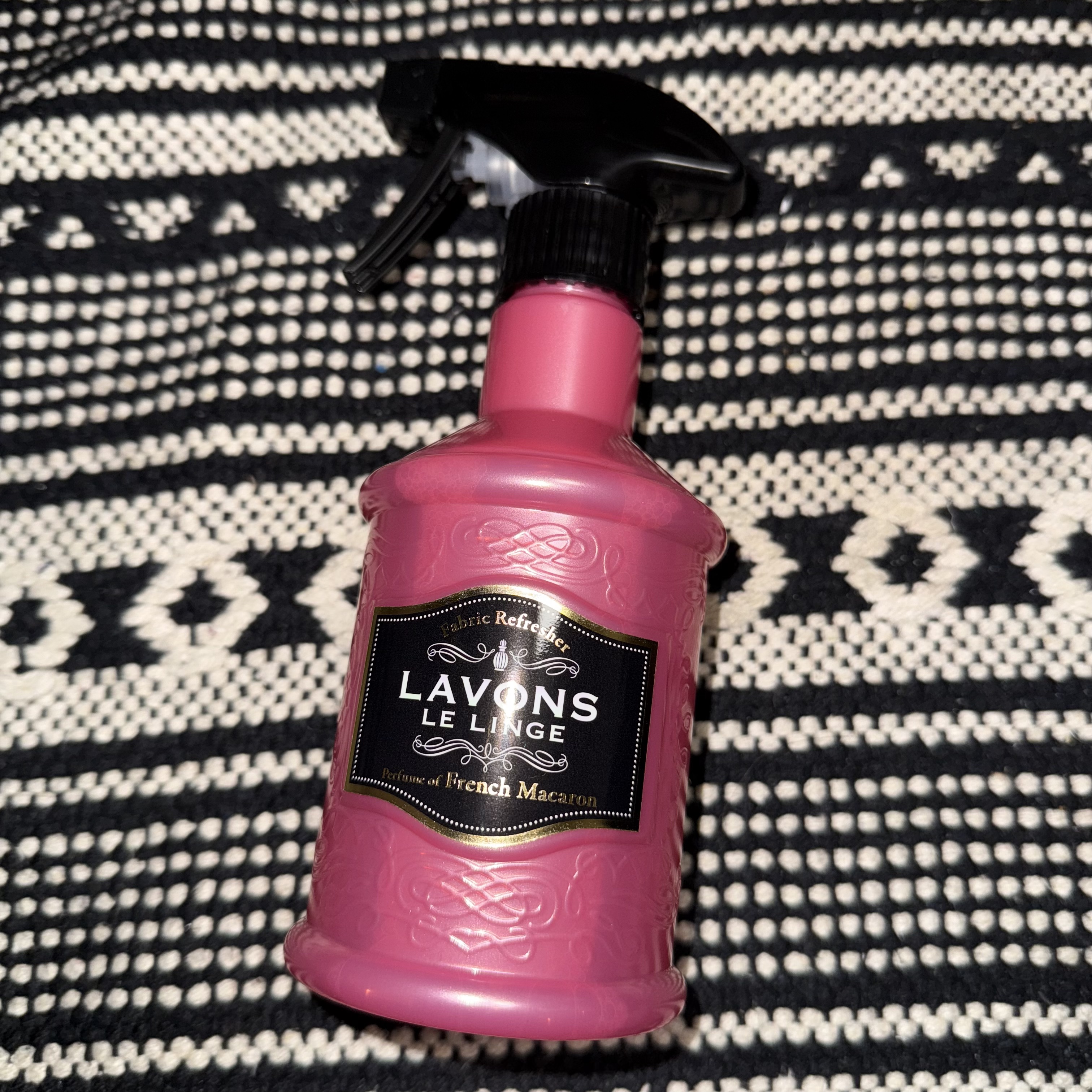 ファブリックミスト フレンチマカロンの香り 370ml/ラボン/ファブリックミストを使ったクチコミ（1枚目）
