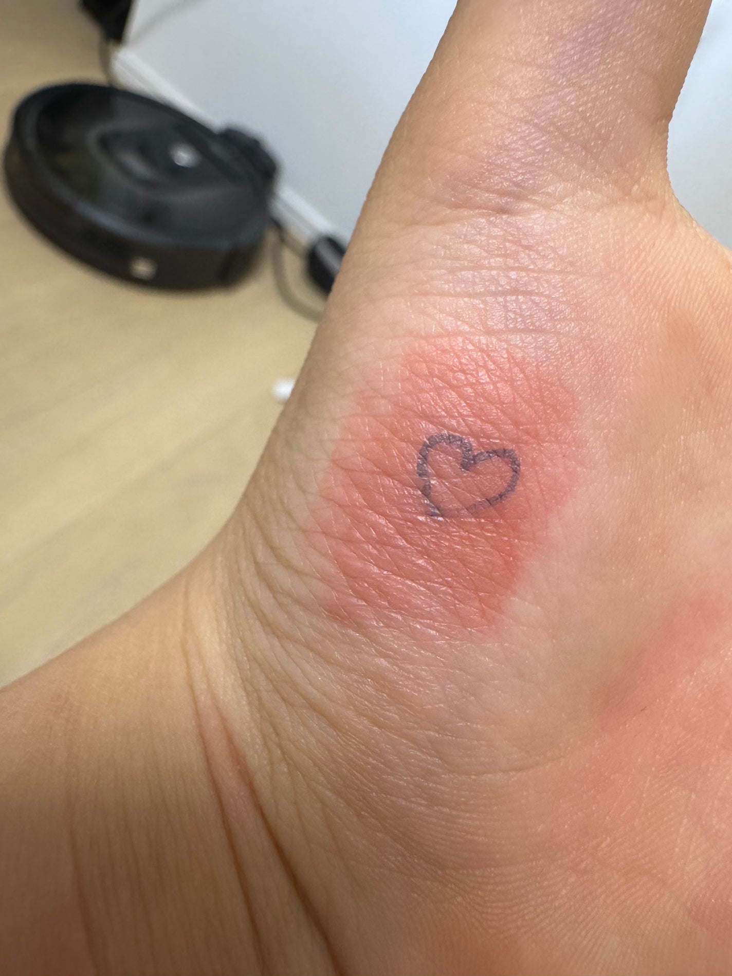 h. sueyoshi on LIPS 「..」(1枚目)