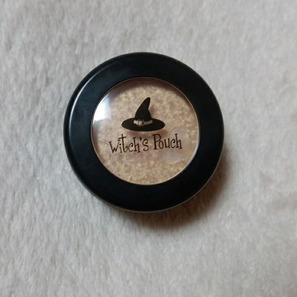 セルフィーフィックスピグメント/Witch's Pouch/単色アイシャドウを使ったクチコミ（1枚目）