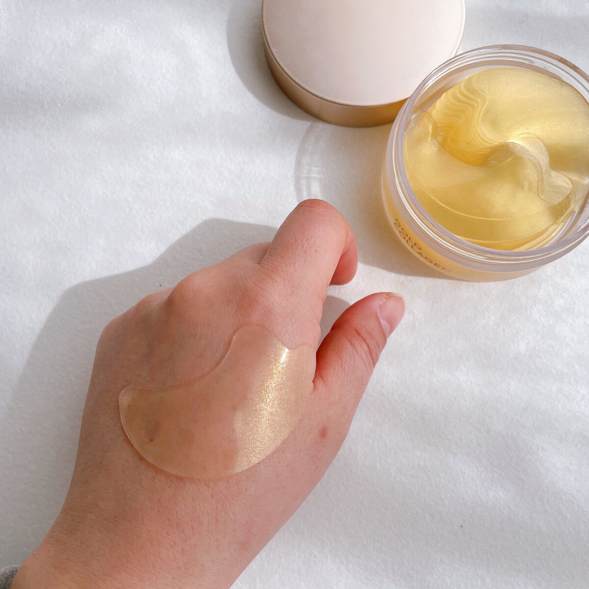 ゴールドコラーゲンパーフェクションアイパッチ/SNP/シートマスク・パックを使ったクチコミ(3枚目)