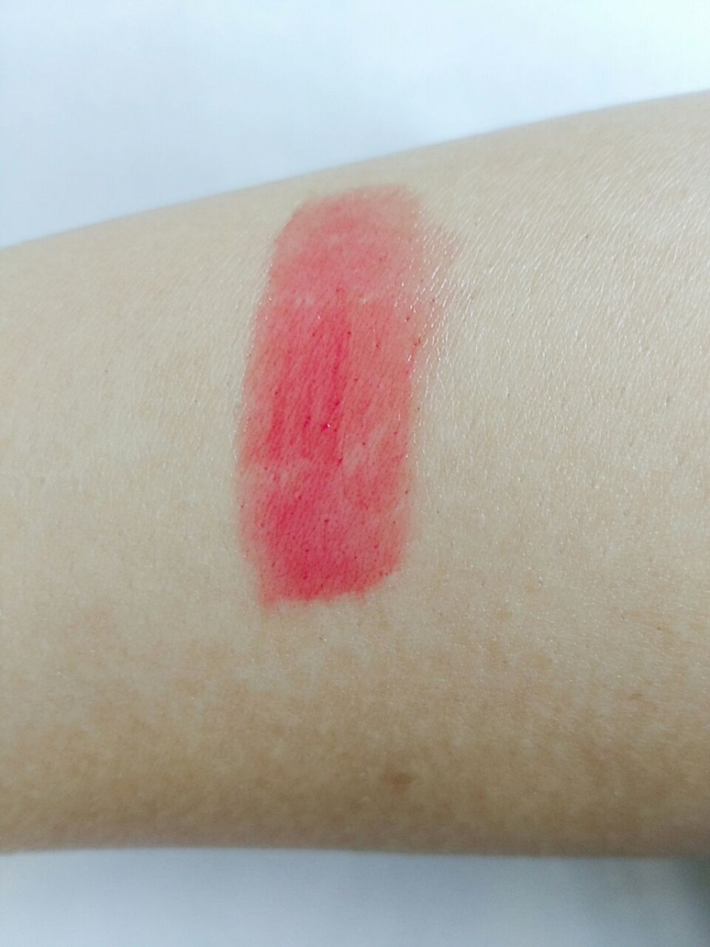 ラスティンググロスリップ/CEZANNE/口紅を使ったクチコミ(2枚目)