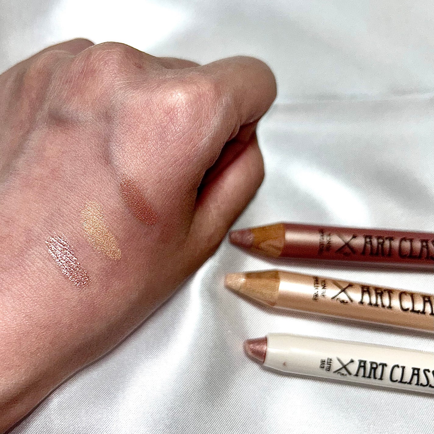 アートクラス フロッタージュペンシル/too cool for school/スティックアイシャドウを使ったクチコミ(4枚目)