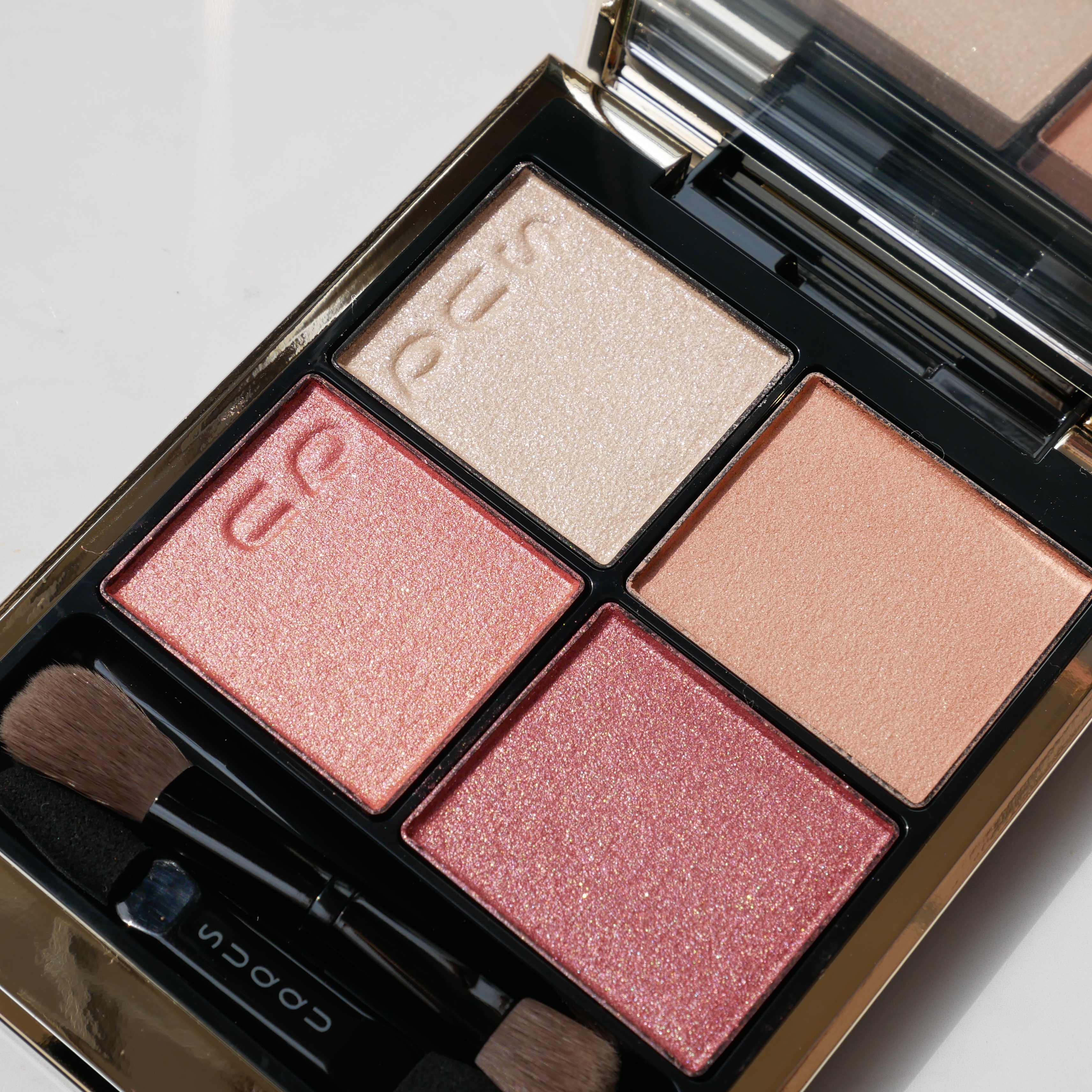 メルティング パウダー ブラッシュ/SUQQU/パウダーチークを使ったクチコミ（2枚目）