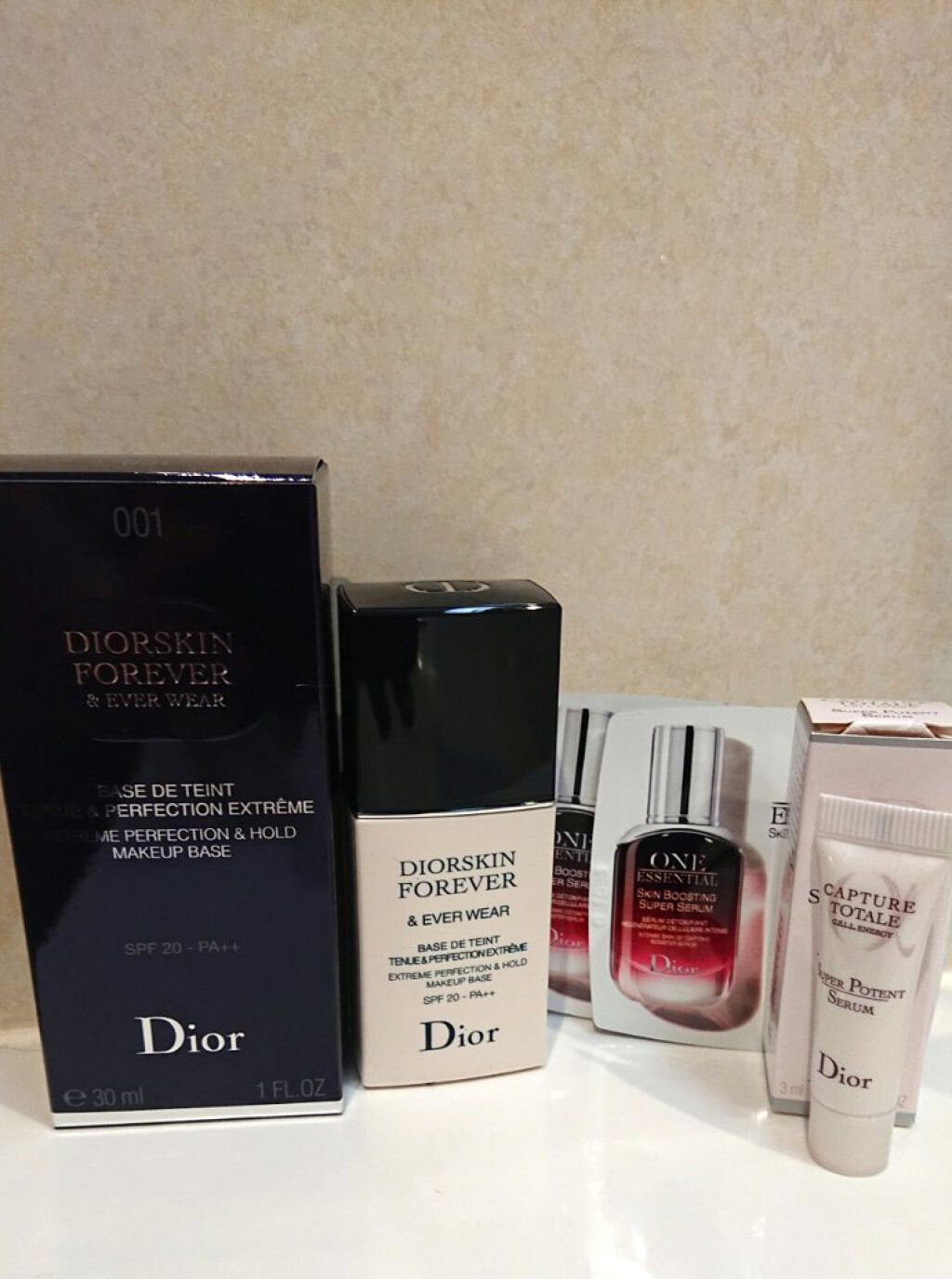 ディオールスキン フォーエヴァー＆エヴァー ベース SPF20／PA++/Dior/化粧下地を使ったクチコミ（1枚目）