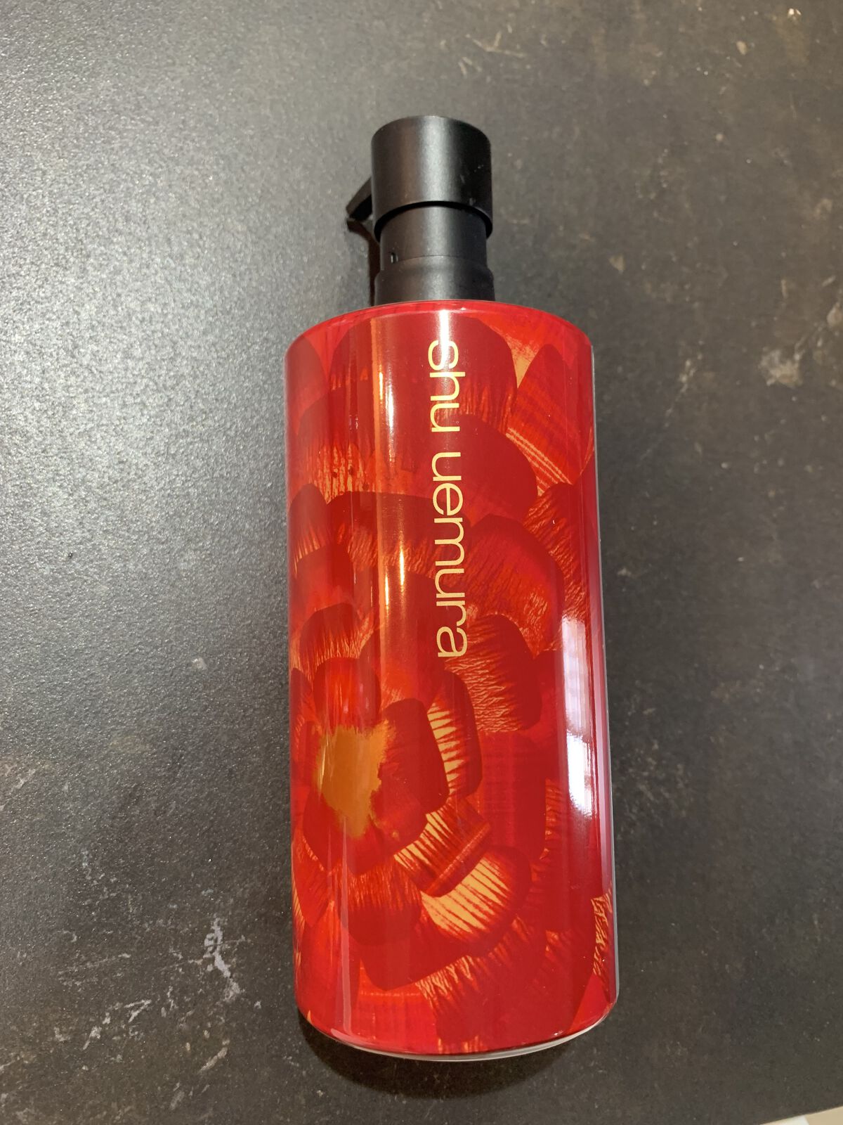 （旧）アルティム8∞ スブリム ビューティ クレンジング オイル 限定チャリティーデザイン 450ml/shu uemura/オイルクレンジングを使ったクチコミ（2枚目）