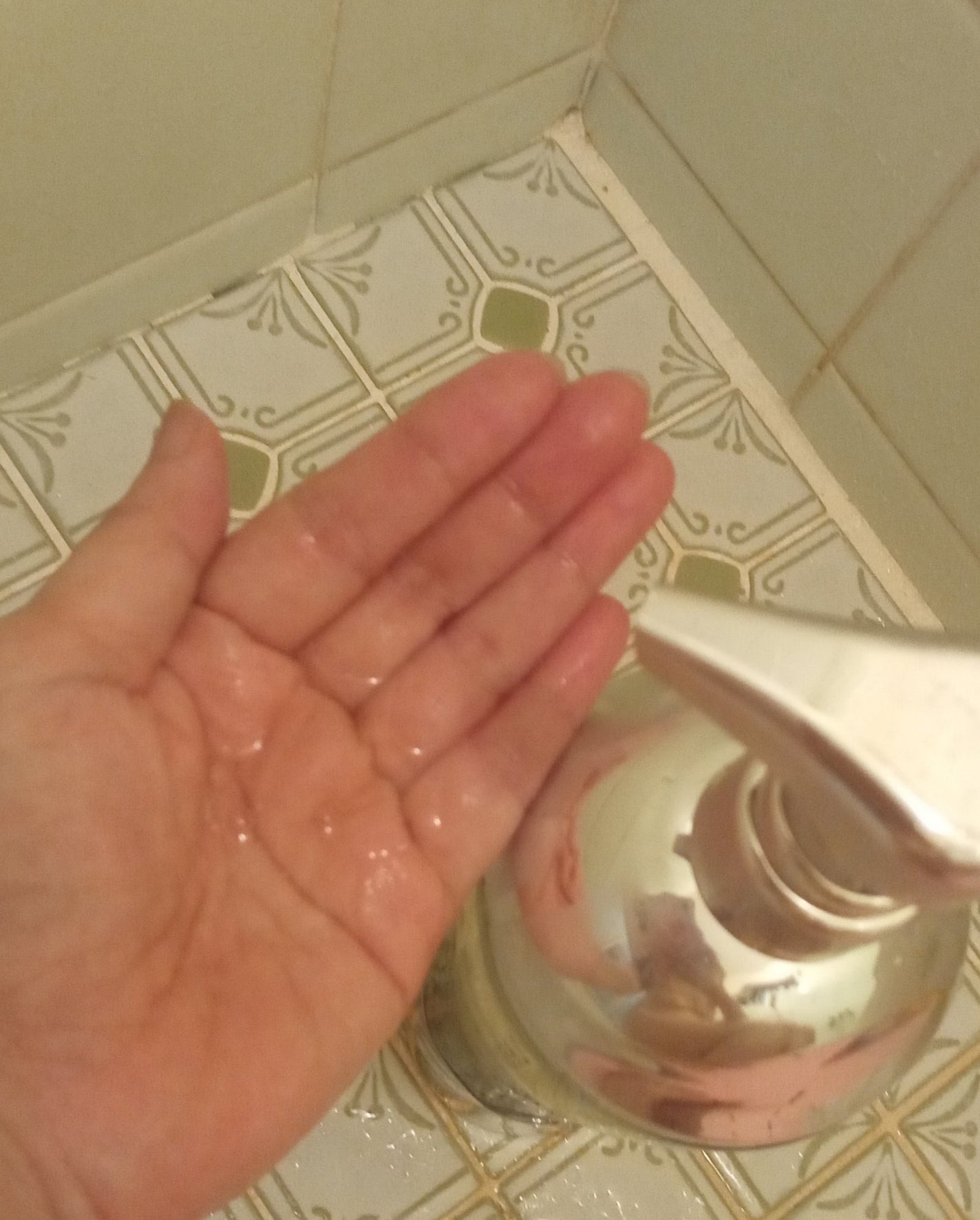 ナイトリペア シャンプー/ヘアトリートメント/THERATIS/シャンプー・コンディショナーを使ったクチコミ(2枚目)