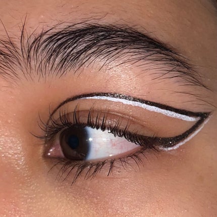 EYE OPENING LINER/UZU BY FLOWFUSHI/リキッドアイライナーを使ったクチコミ(3枚目)