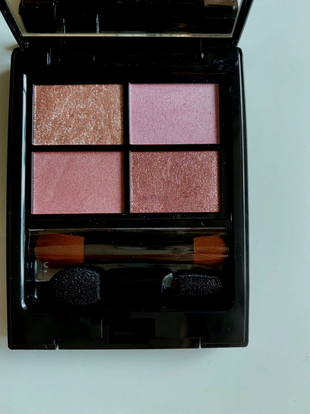 ミネラルクラッシィシャドー/エトヴォス/アイシャドウパレットを使ったクチコミ(2枚目)