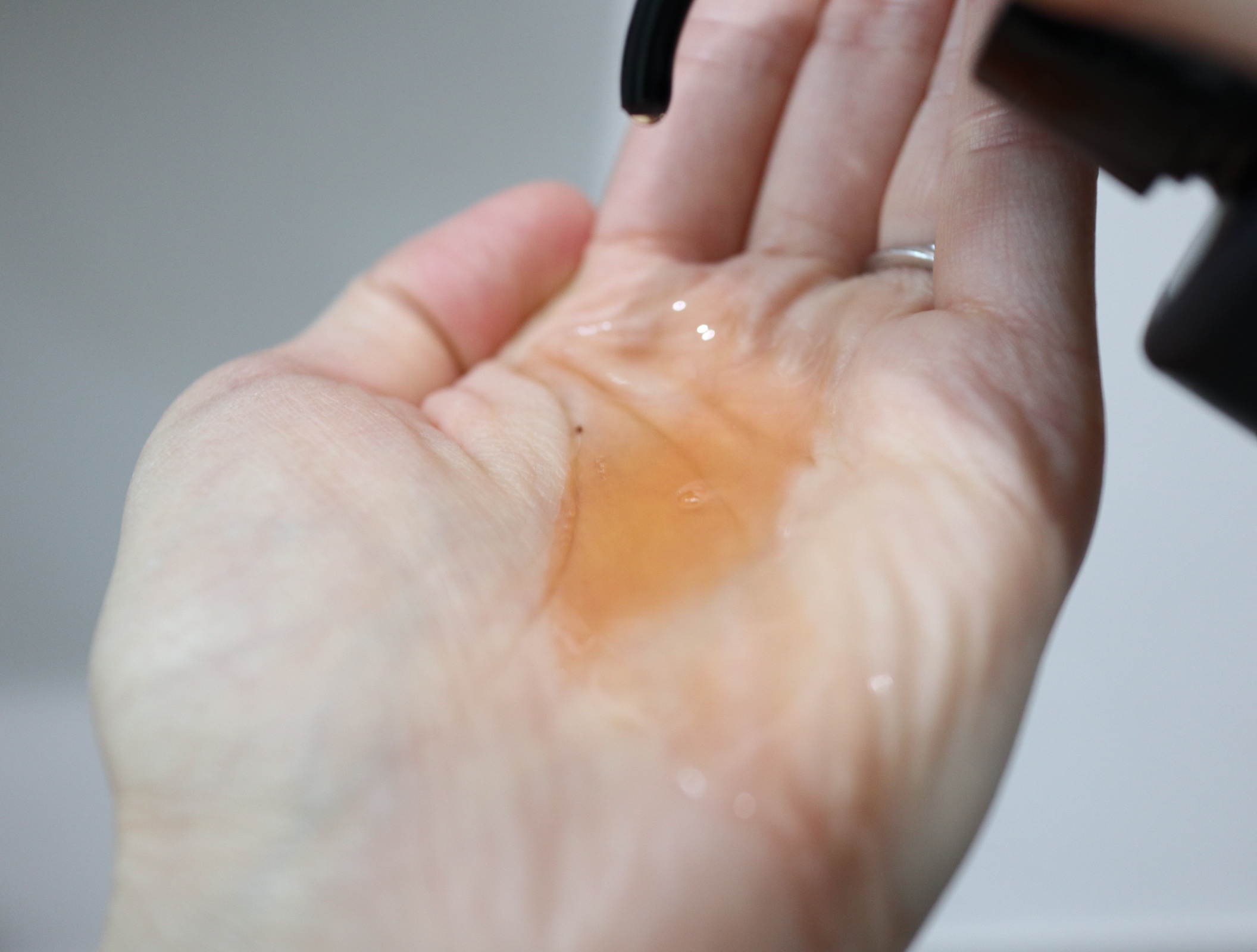 ブラックマグマ ホットクレンジングオイル[クレンジングオイル]/ロゼット/オイルクレンジングを使ったクチコミ（2枚目）