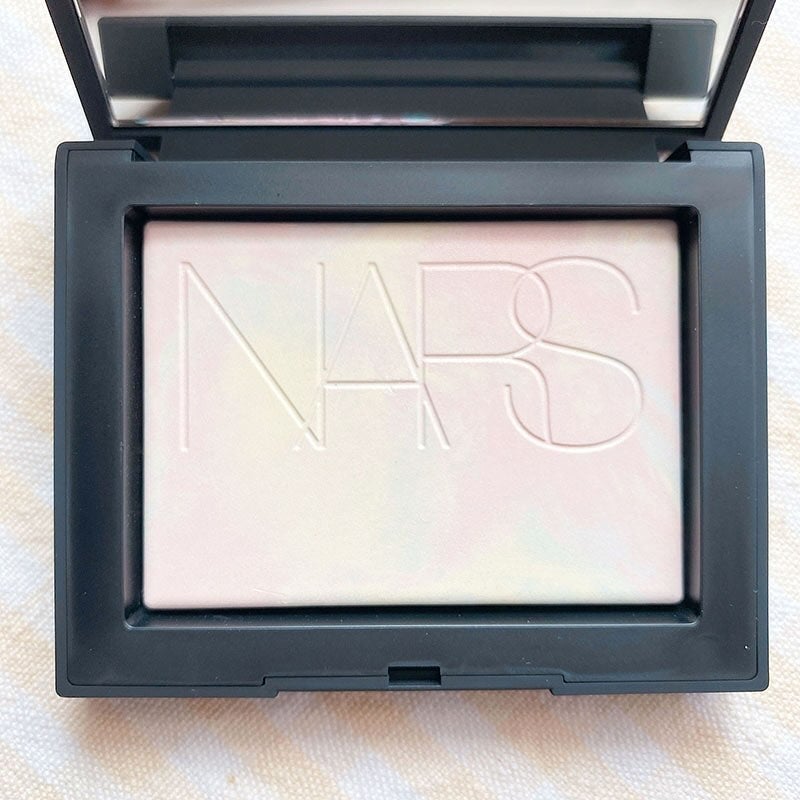 ライトリフレクティング プリズマティックパウダー/NARS/プレストパウダーを使ったクチコミ(3枚目)