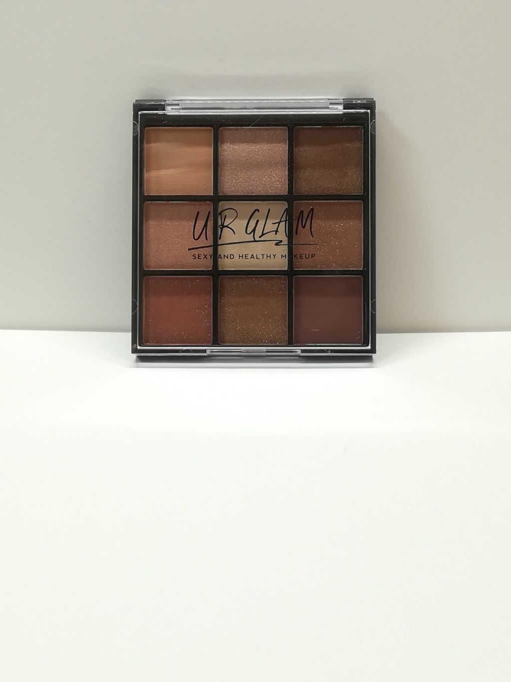 UR GLAM　BLOOMING EYE COLOR PALETTE/U R GLAM/アイシャドウパレットを使ったクチコミ（2枚目）