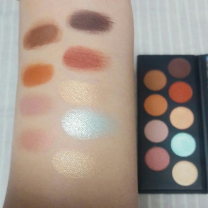 Konnichiwa Tokyo eyeshadow palette/essence/アイシャドウパレットを使ったクチコミ(4枚目)