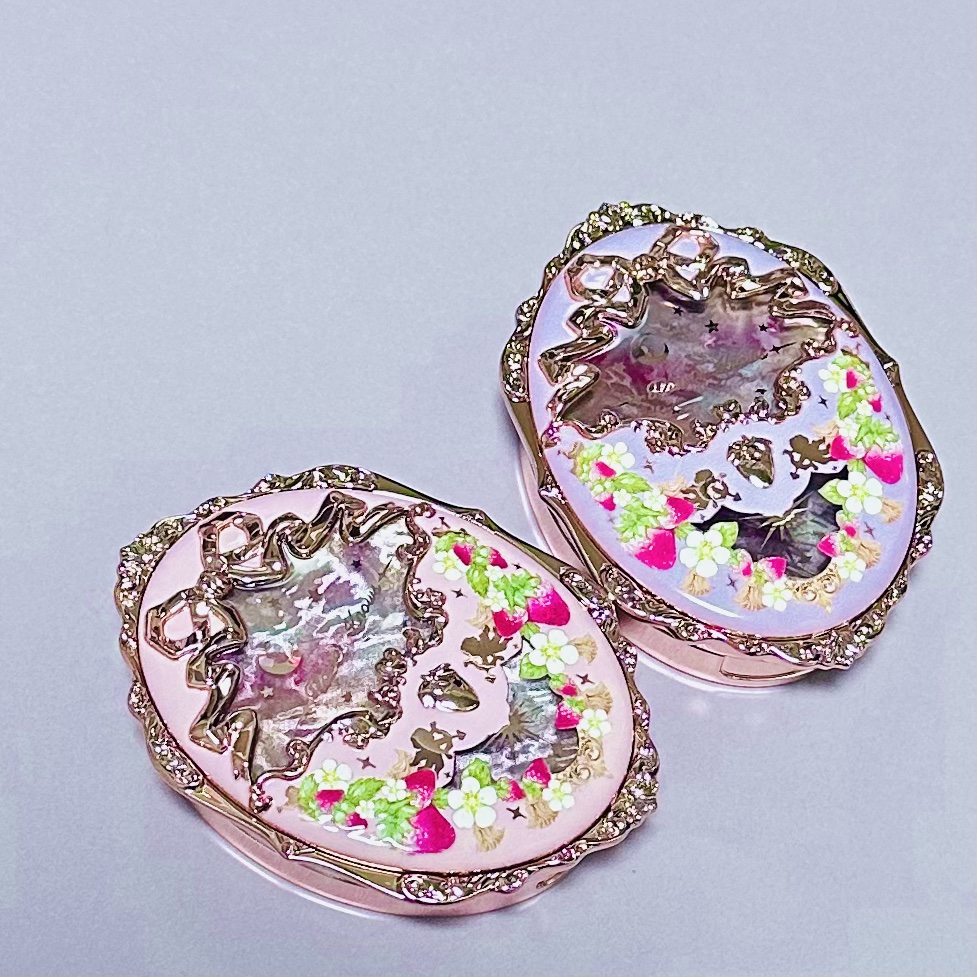 ストロベリーロココ チークブラッシュ/FlowerKnows/パウダーチークを使ったクチコミ（3枚目）