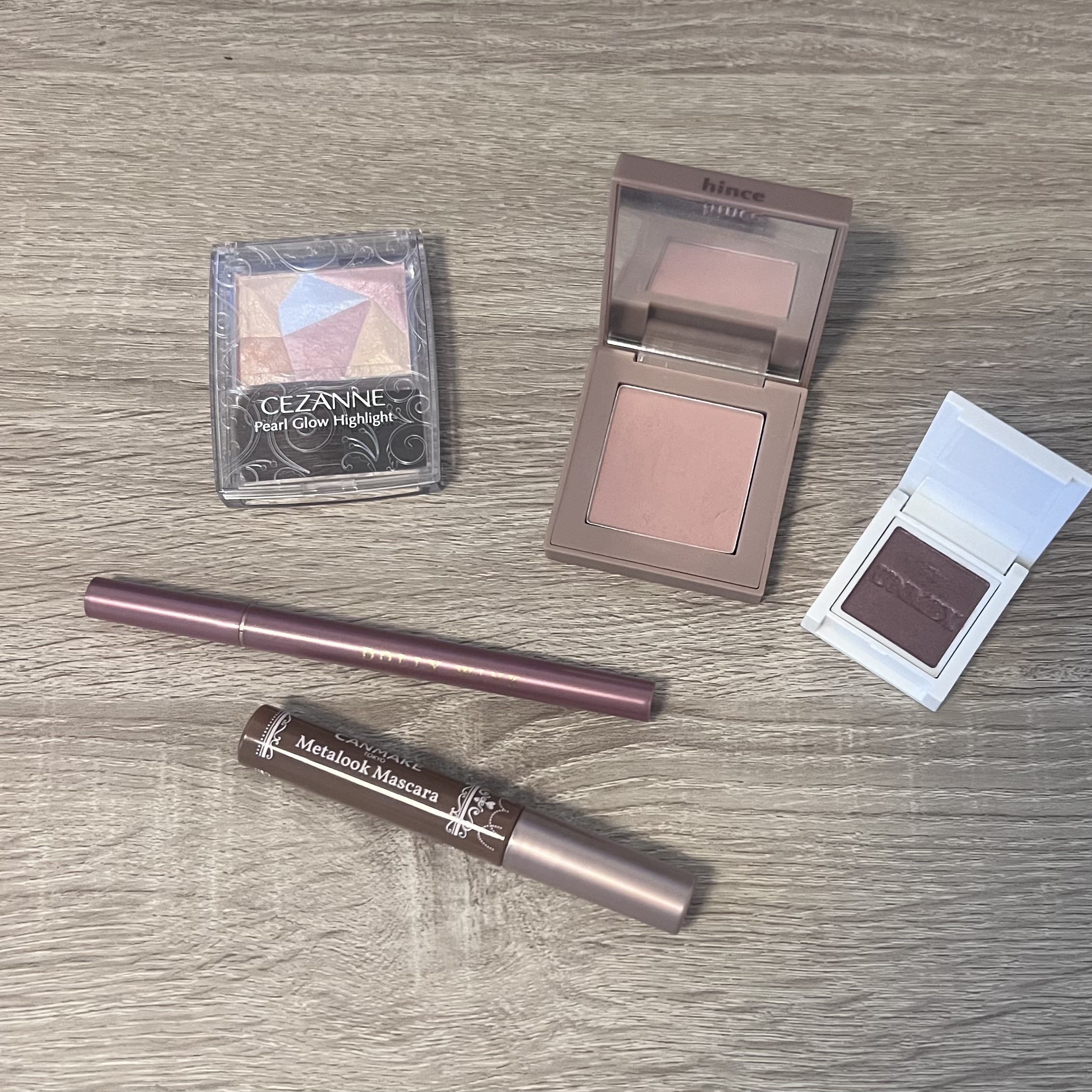 アイリッドニュアンス 06 ラムレーズン/UNMIX/単色アイシャドウを使ったクチコミ（1枚目）