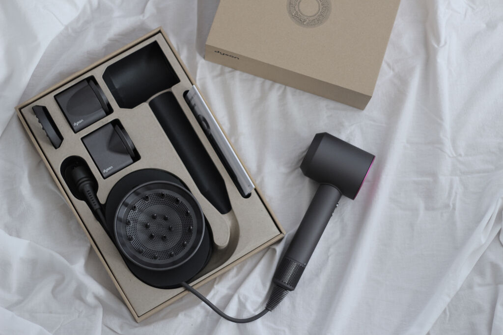 Dyson Supersonic Ionicヘアドライヤー アイアン/フューシャ/dyson/ドライヤーを使ったクチコミ（1枚目）