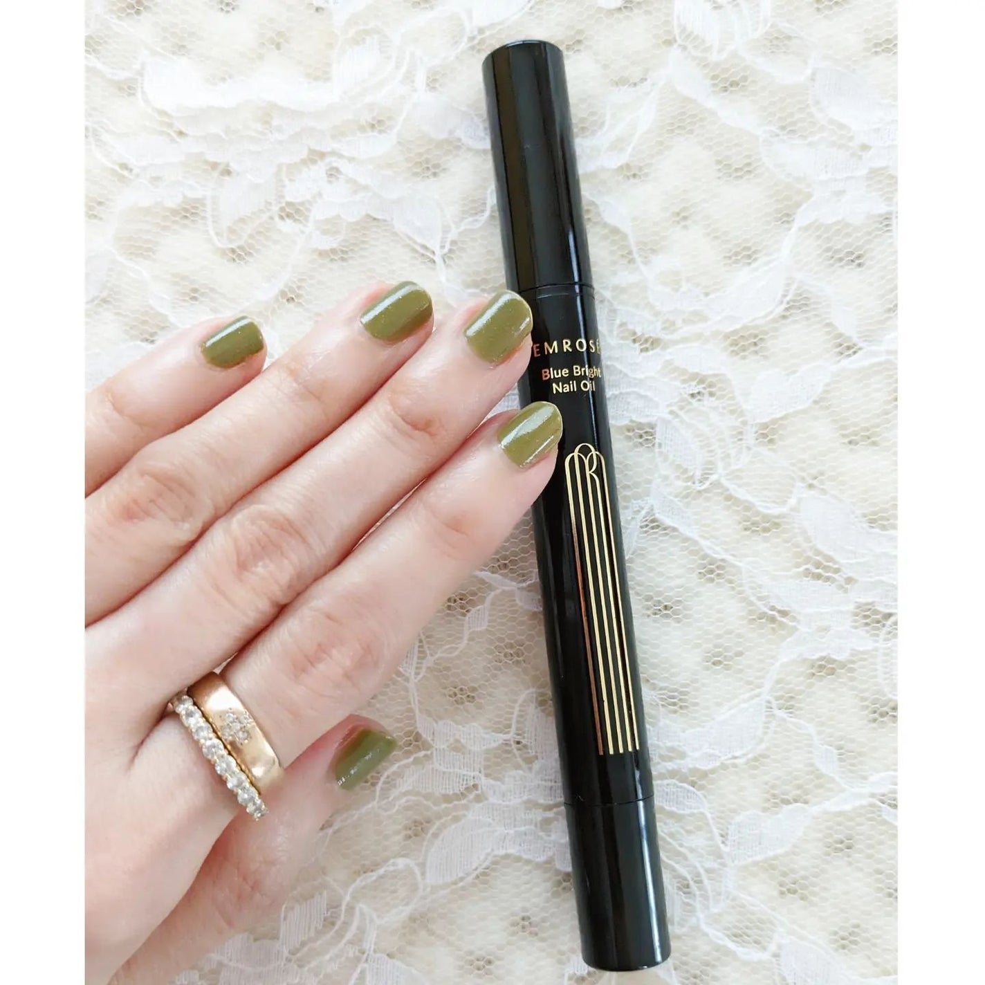ブルーブライトネイルオイル/EMROSÉ/ネイルオイル・トリートメントを使ったクチコミ(4枚目)