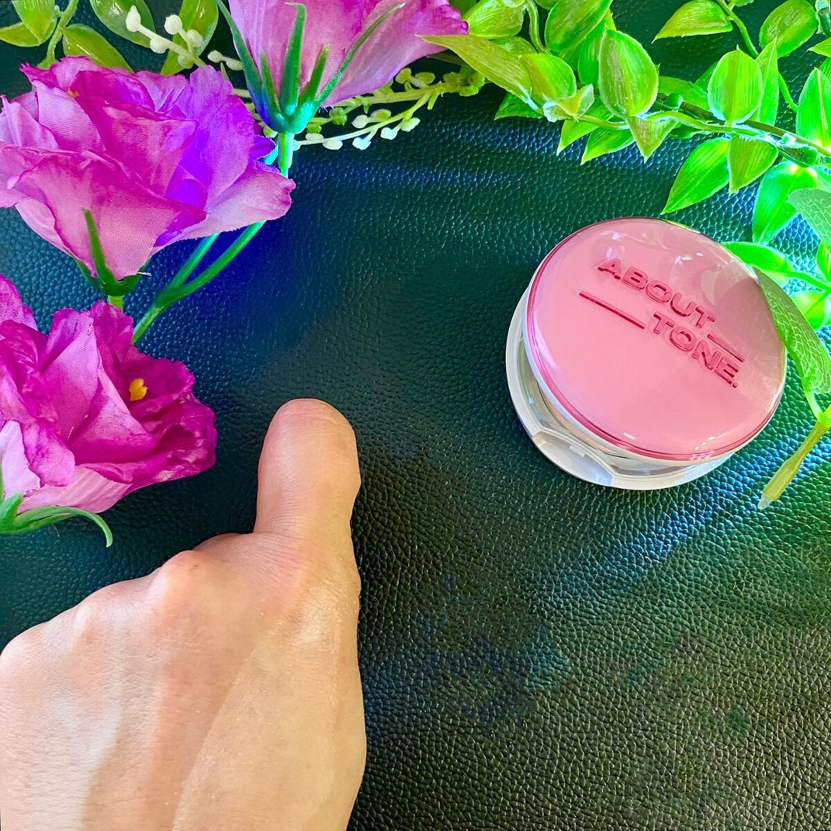 グローパウダーパクト/ABOUT TONE/プレストパウダーを使ったクチコミ(5枚目)