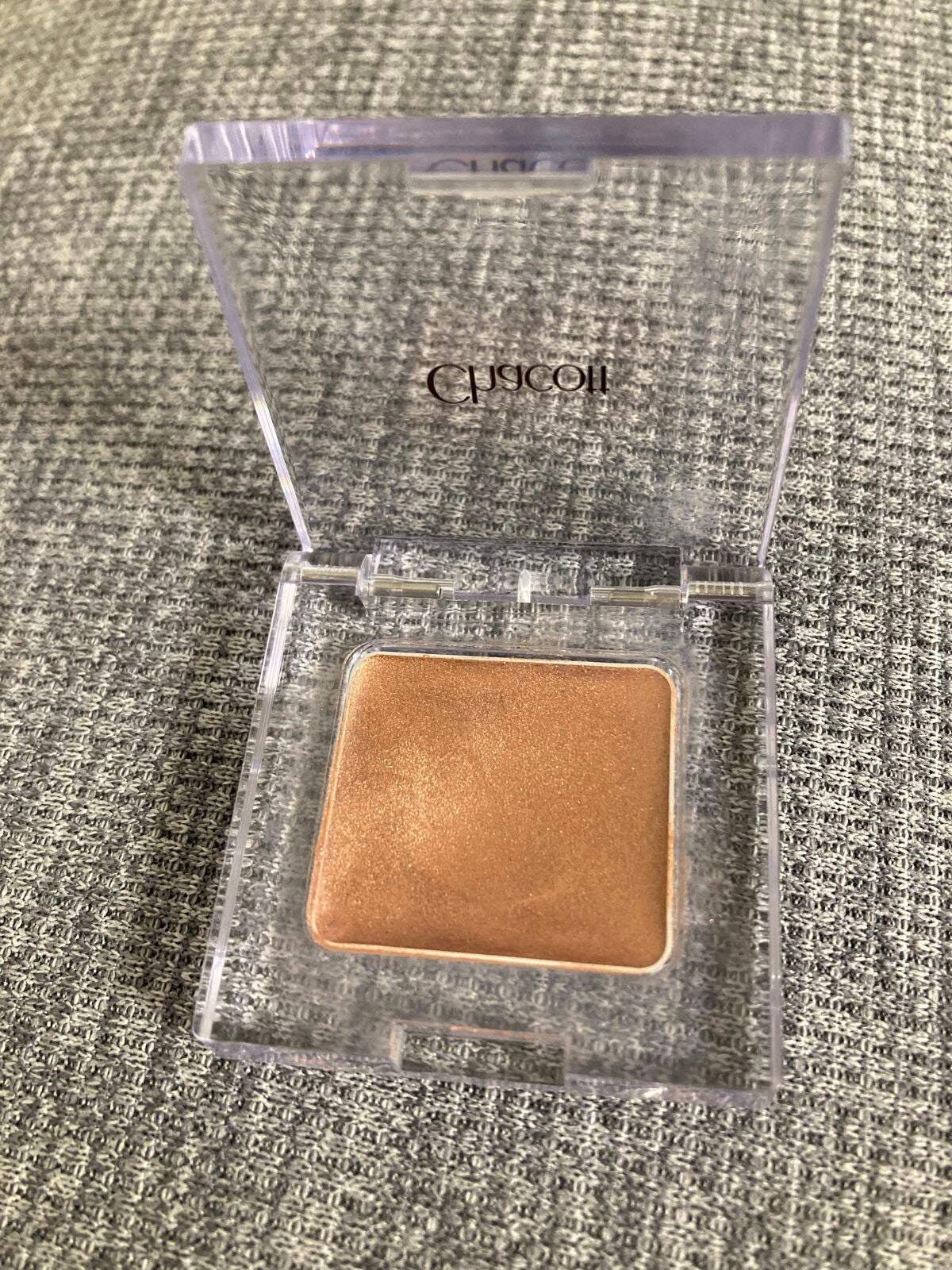 マルチカラーバリエーション シルキー/チャコット・コスメティクス/単色アイシャドウを使ったクチコミ(1枚目)