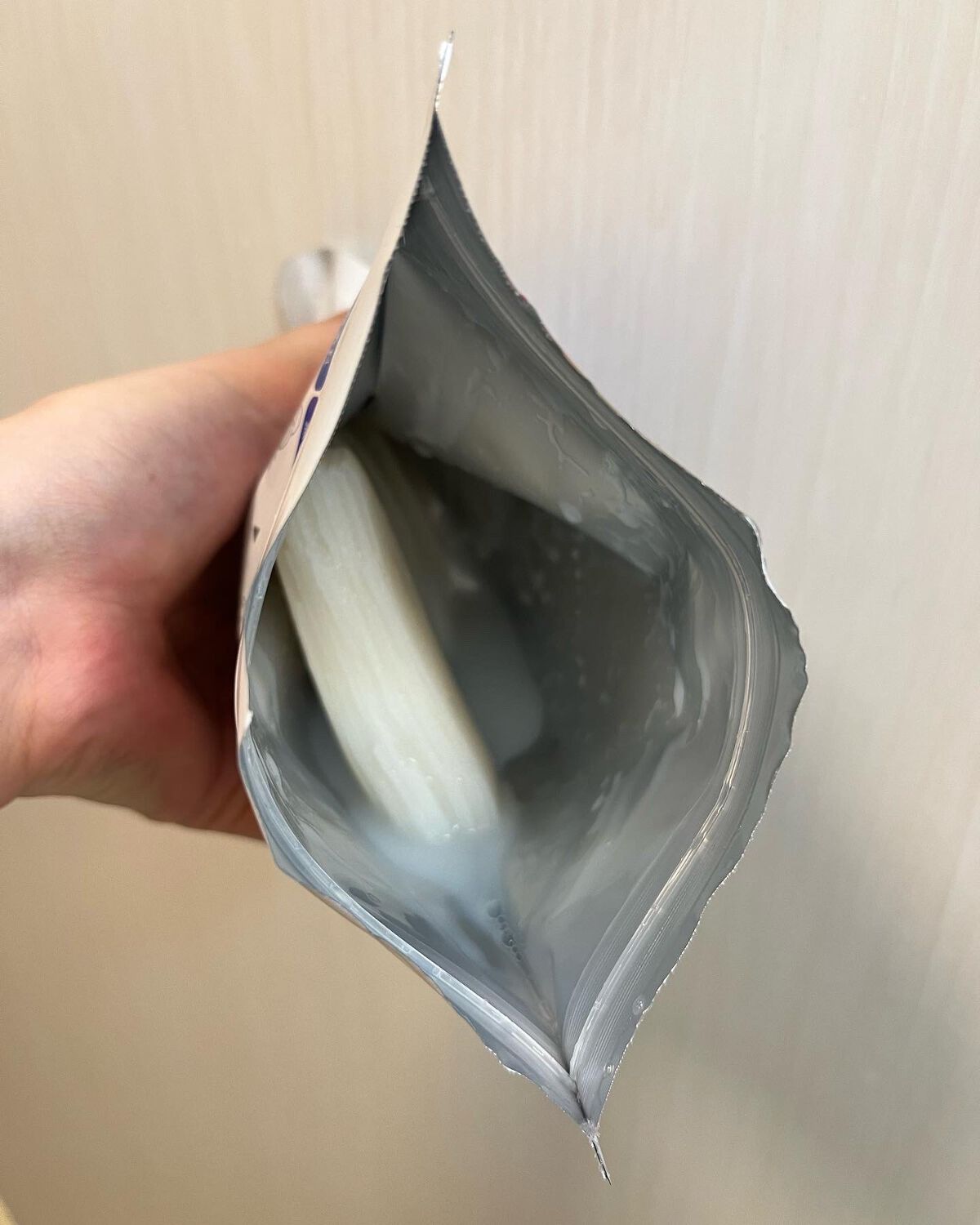 ナイアシンアミドフェイスマスク/アロヴィヴィ/オールインワン化粧品を使ったクチコミ(2枚目)