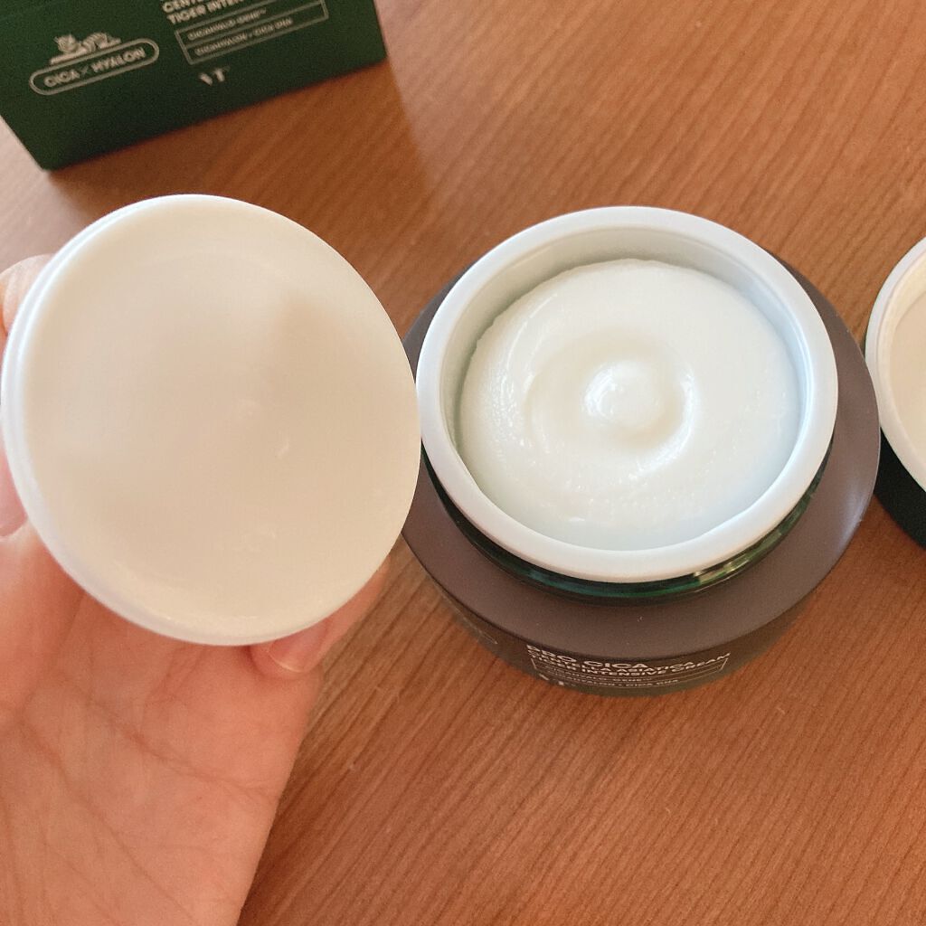 ゆりか│ニキビ肌向けスキンケア解説 on LIPS 「ご覧頂きありがとうございます♡今回レビューするのはこちら!VT..」(2枚目)