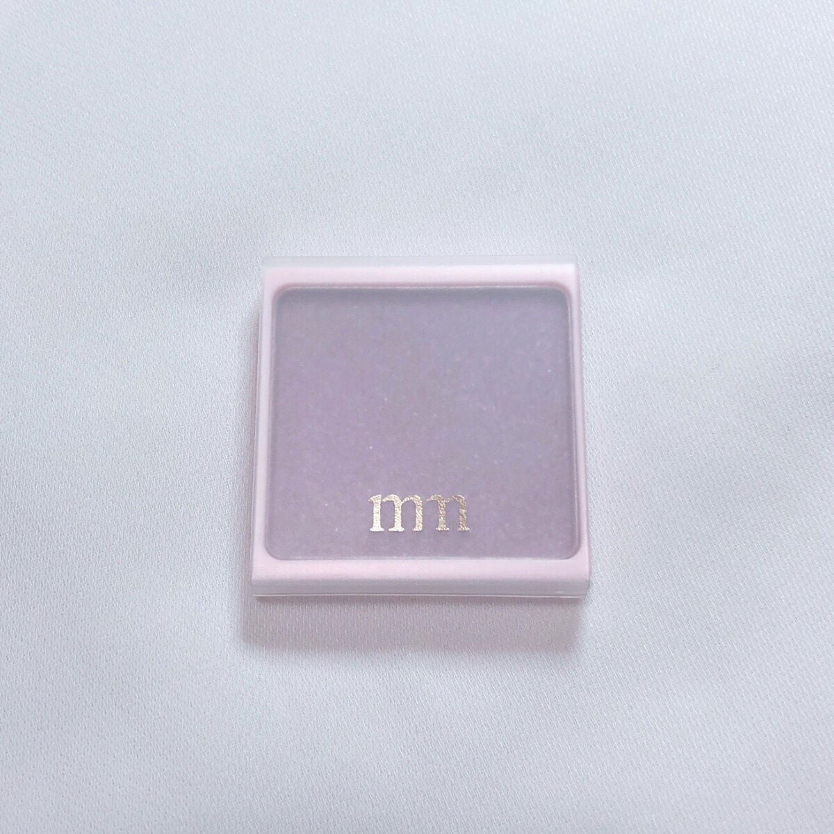 ミリコアイシャドウ/ビューティーワールド/単色アイシャドウを使ったクチコミ(3枚目)