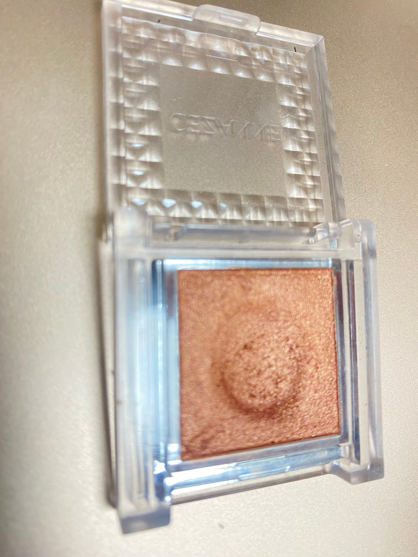 シングルカラーアイシャドウ/CEZANNE/単色アイシャドウを使ったクチコミ(1枚目)