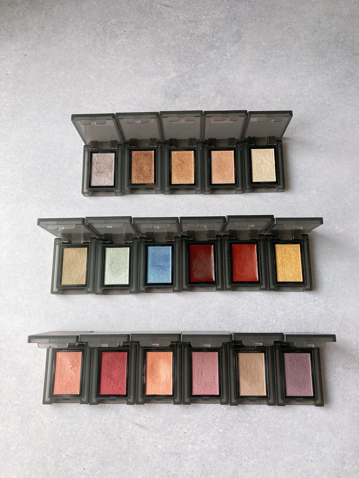 セルヴォーク ヴォランタリー アイズ/Celvoke/単色アイシャドウを使ったクチコミ(3枚目)