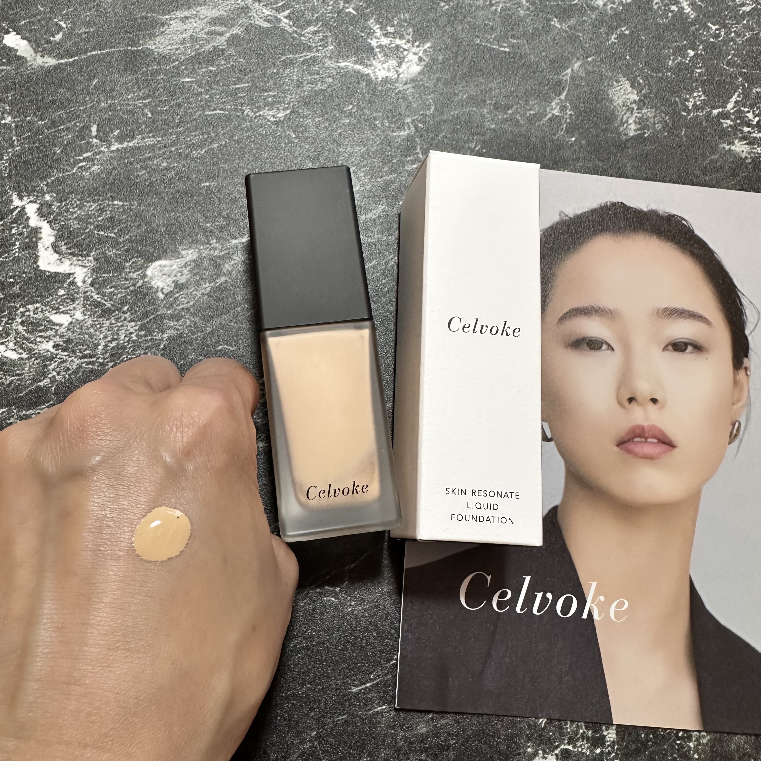 スキンレゾネート リキッドファンデーション/Celvoke/リキッドファンデーションを使ったクチコミ（2枚目）