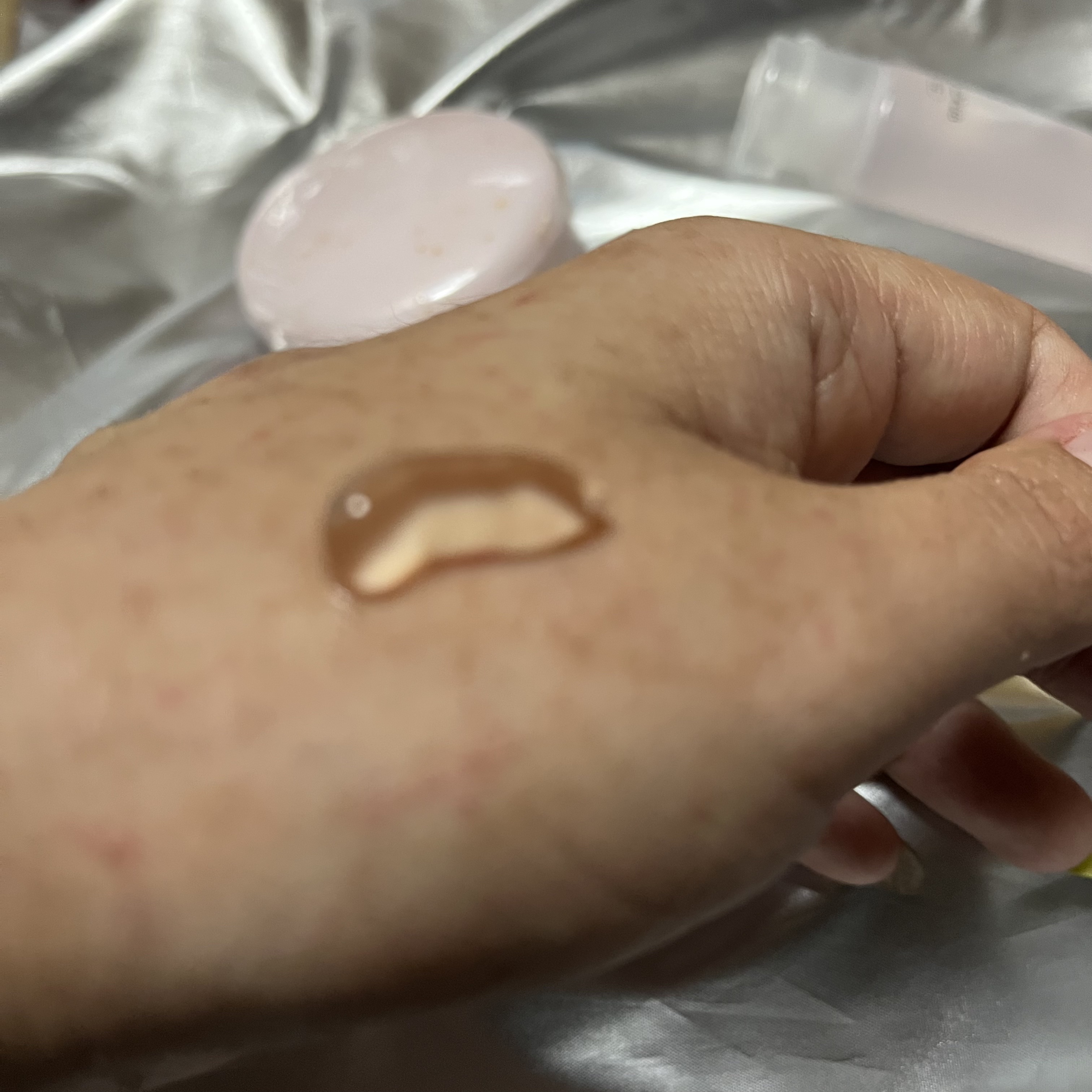 バストジェルスクラブ/Cossorin'/バストケア・ヒップケアを使ったクチコミ（2枚目）