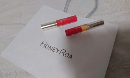 ハニーラスター r/ROAlív/リップグロスを使ったクチコミ(3枚目)