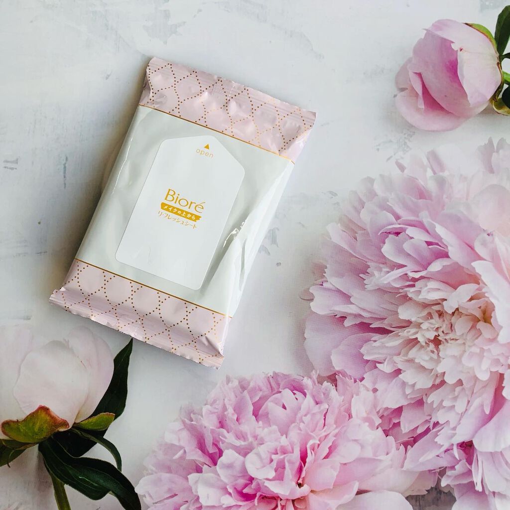 メイクの上からリフレッシュシート うるおいしっとりタイプ/ビオレ/フェイスシートを使ったクチコミ（2枚目）