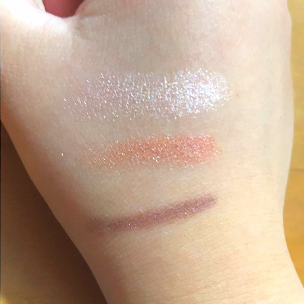 トーンアップアイシャドウ/CEZANNE/アイシャドウパレットを使ったクチコミ（2枚目）